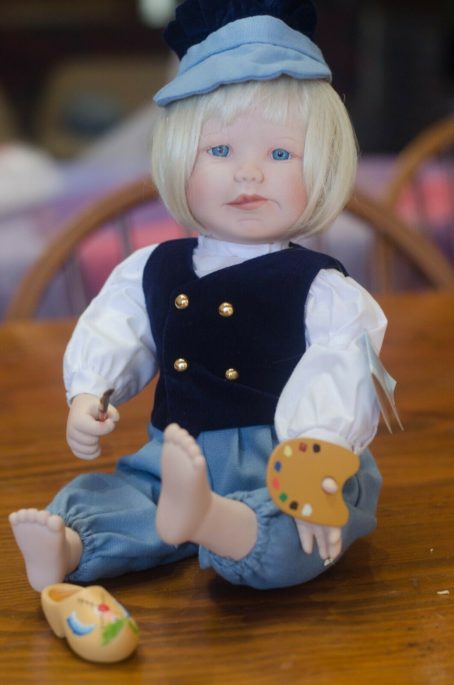 Kathy Barry-Hippensteel : Hans Dutch Boy Doll - Image 2